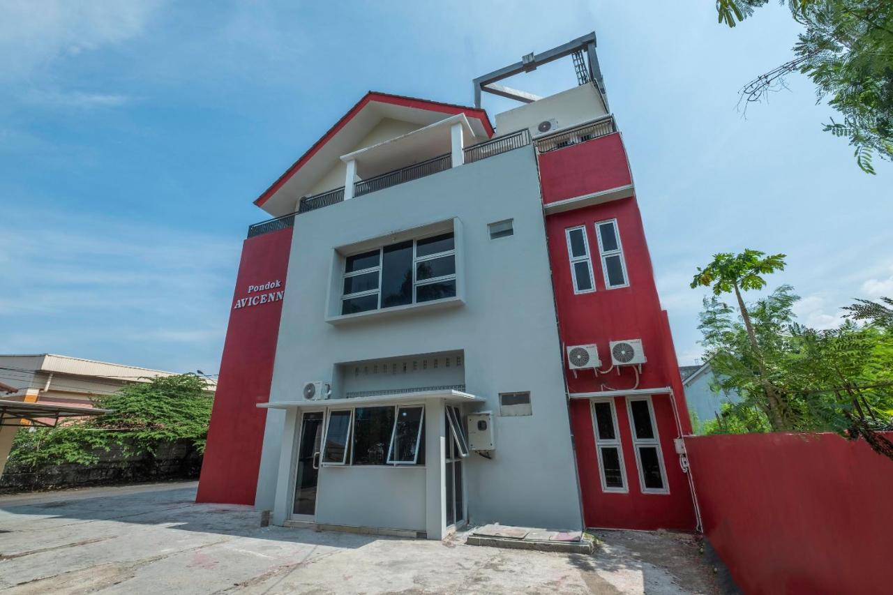 Oyo 2132 Pondok Avicenna Cirebon Exterior photo